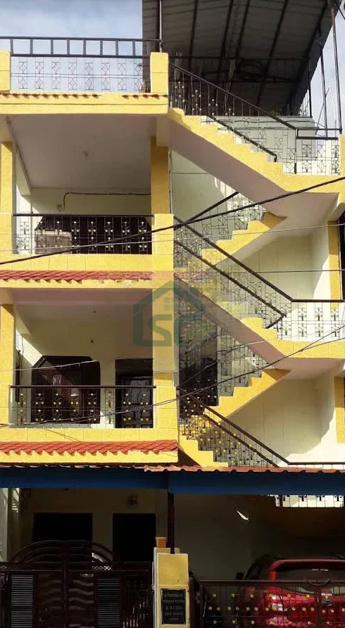 Photo 2 of SHIV PG HOME "Only Girl'S", Arera Colony, Bhopal
