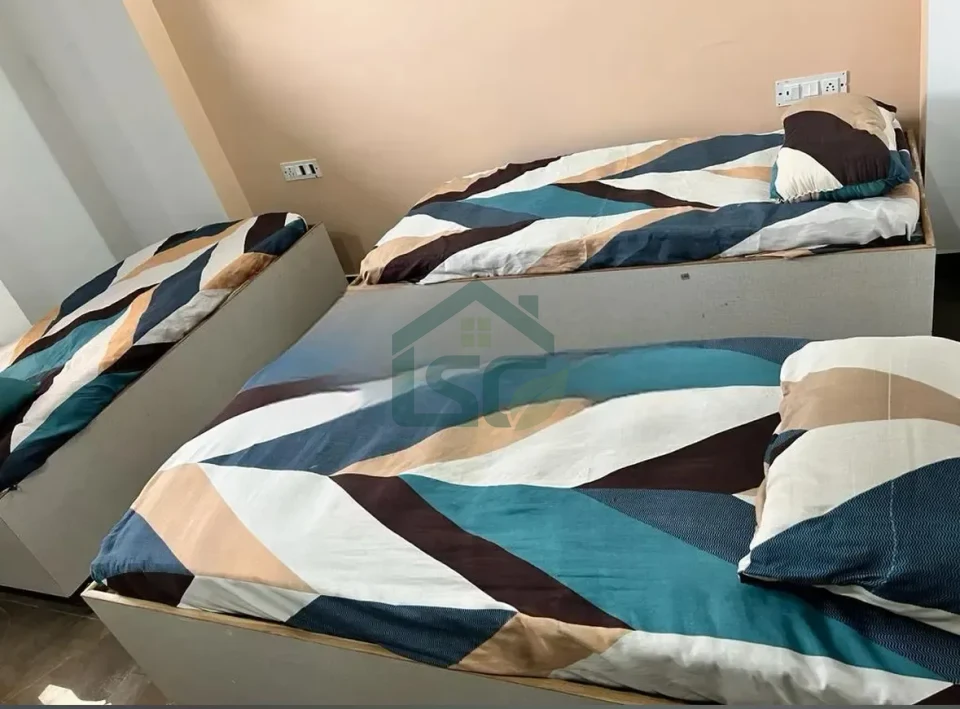 Second Home Girls PG in Ashok Vihar, Delhi — property photo 1