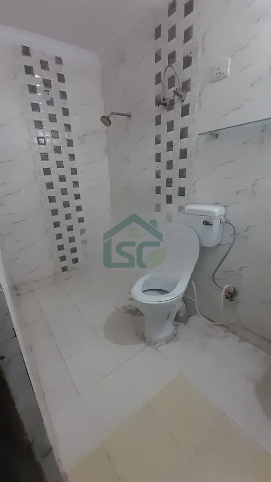 Gurukripa Boys PG in Sector 72, Noida — property photo 5