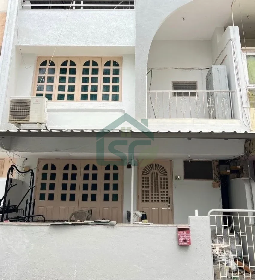 Photo 4 of Saanvika PG, Tadwadi, Surat