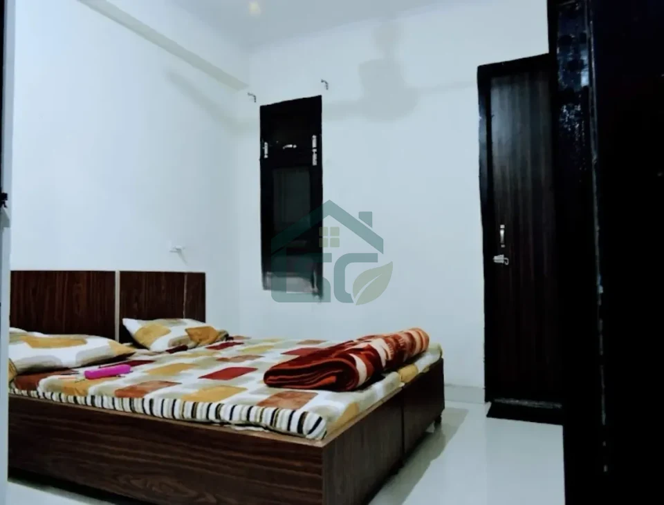 N.Y.C accommodations in Nawada, Delhi — property photo 5