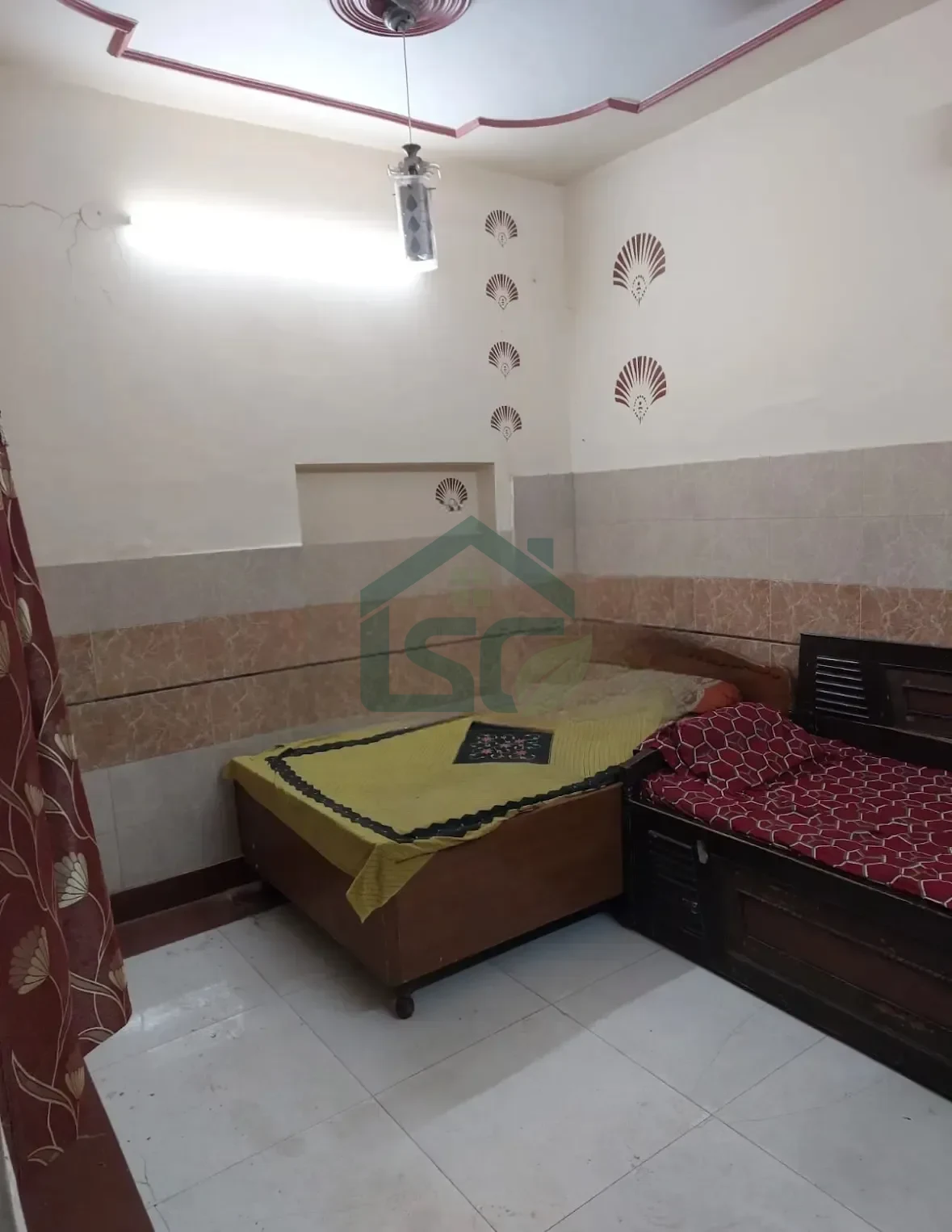 Meenu PG Boys And Girls in Shakurpur, Delhi — property photo 1