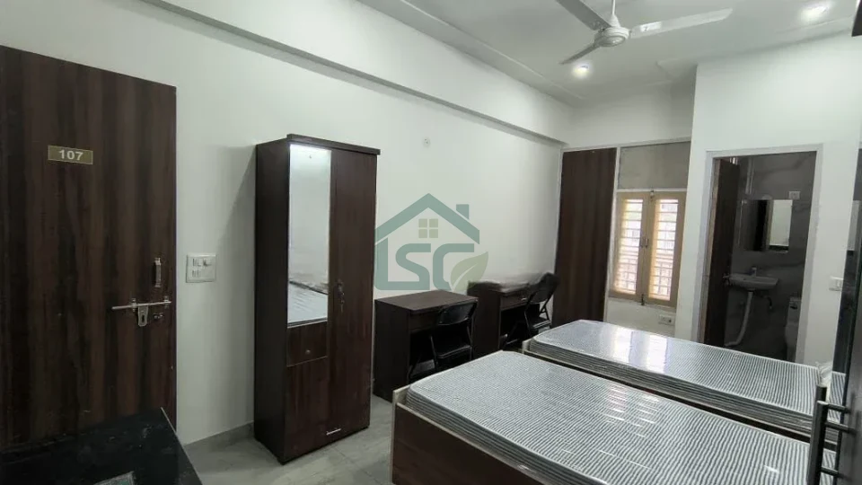 Photo 4 of Adved Luxury PG, Sector 135, Noida