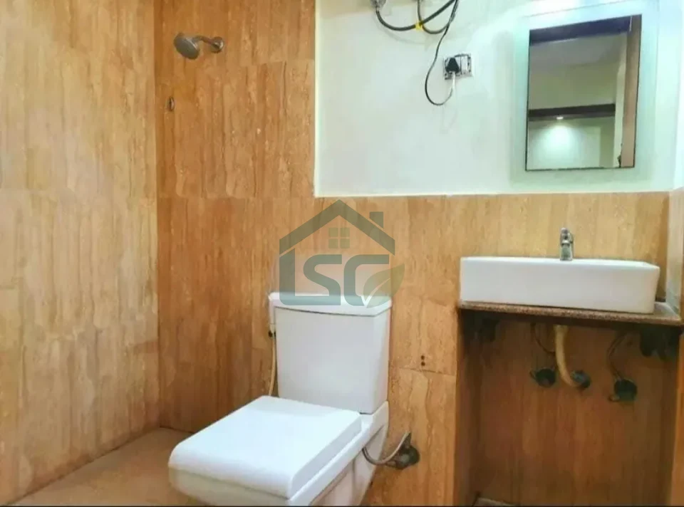The Queen's Paying Guest in Sector 19, Noida — property photo 3