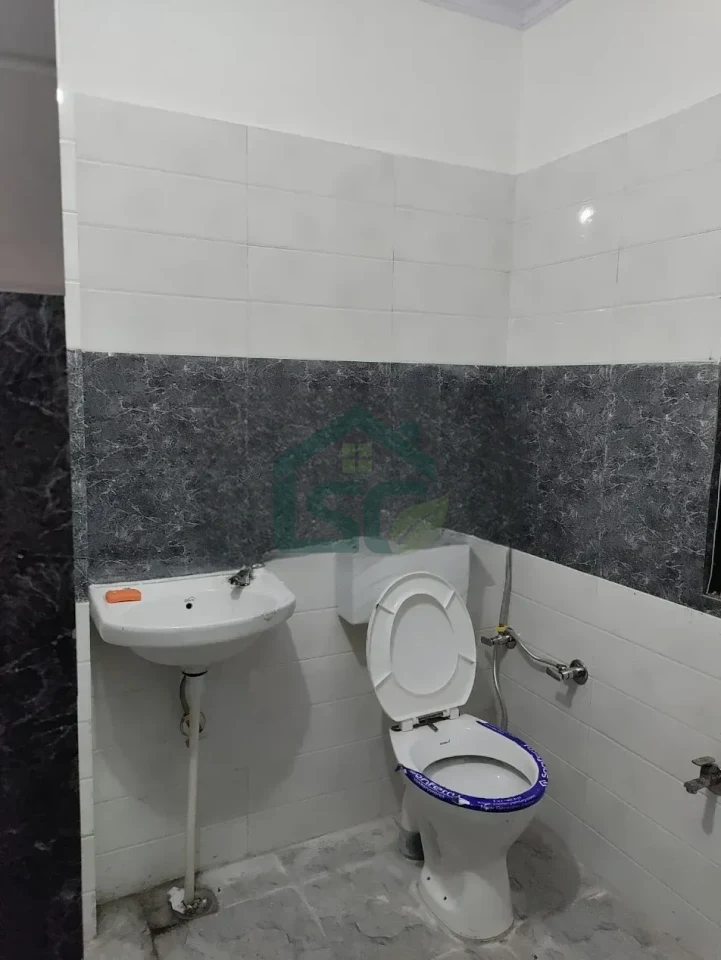 Photo 2 of Tiwari PG For Boys, Laxmi Nagar, New Delhi