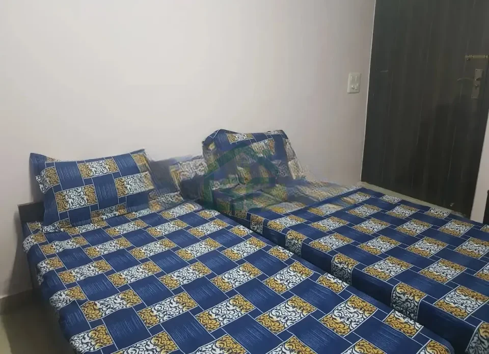 Jain PG For Girls in Shalimar Bagh, Delhi — property photo 2