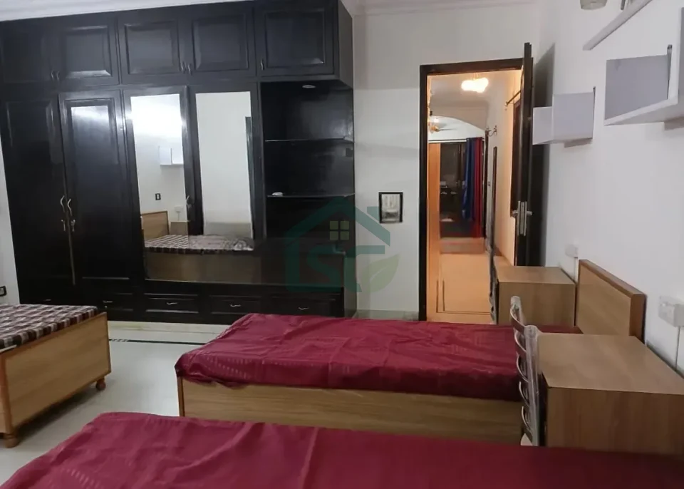 Takshila PG in Sector 58, Noida — property photo 5