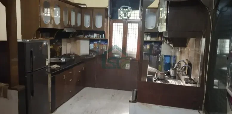 Takshila PG in Sector 58, Noida — property photo 4