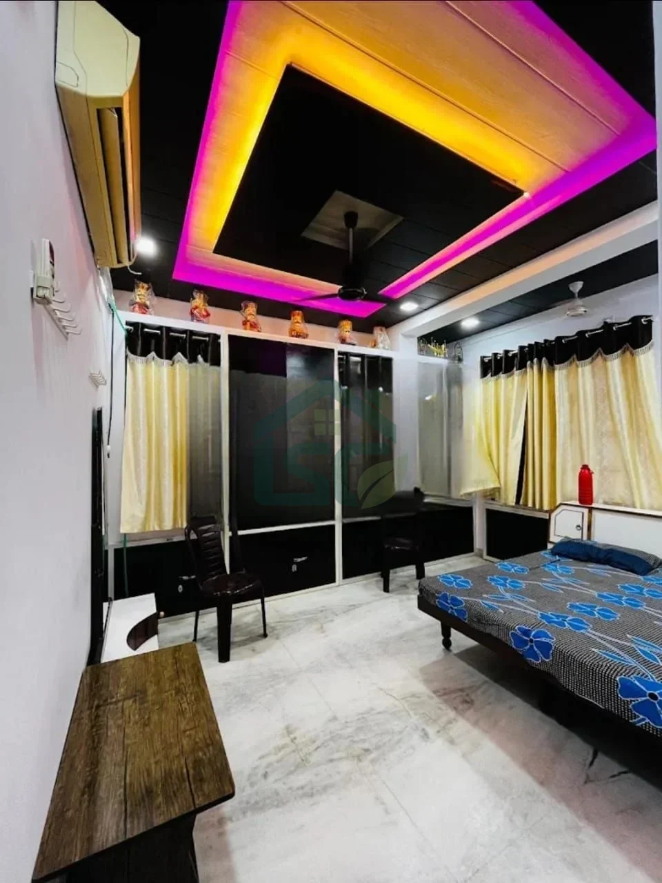 At Shree Naryani Girls Hostel, Pahada, Udaipur