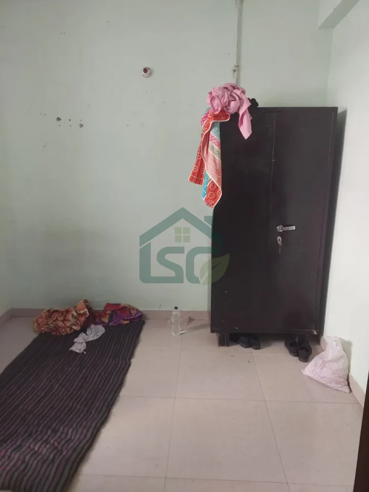 Chandrakant Room For Rent in Sector 51, Gurugram — property photo 4