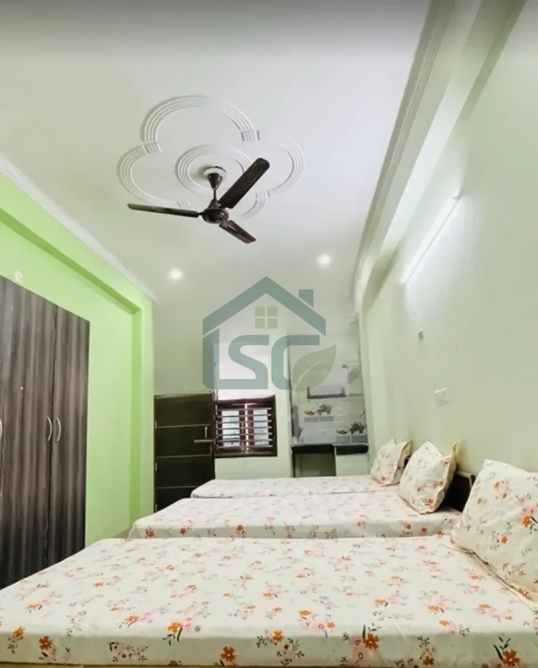 Bloom PG in Sector 18, Gurugram — property photo 1