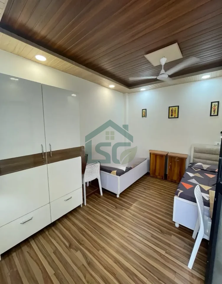 White house tower in sector 28, Gurugram — property photo 5