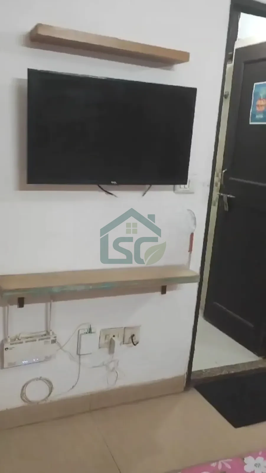 Mohmad Room For Rent in Sector 57, Gurugram — property photo 1