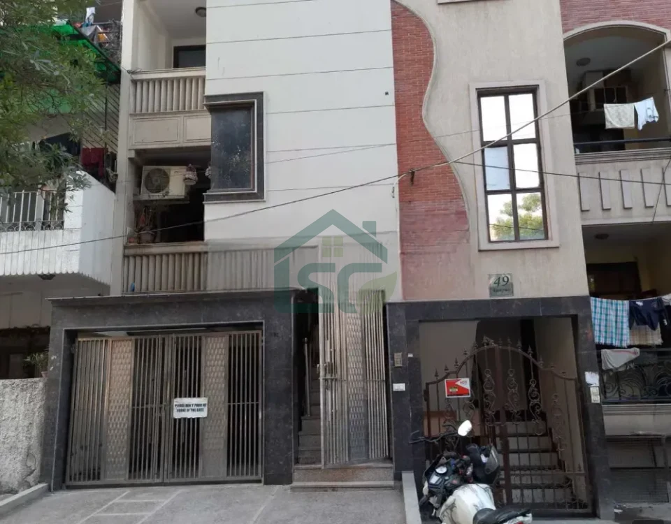 Aggarwal PG house in Govindpuri, Delhi — property photo 1