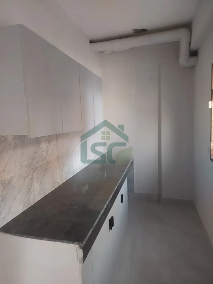 Vijay Room For Rent in Sector 51, Gurugram — property photo 4