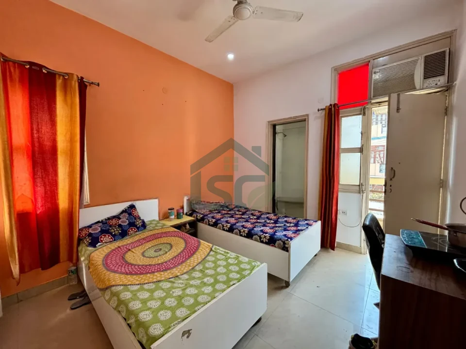 Boys girls PG in Sector 45, Gurugram — property photo 2