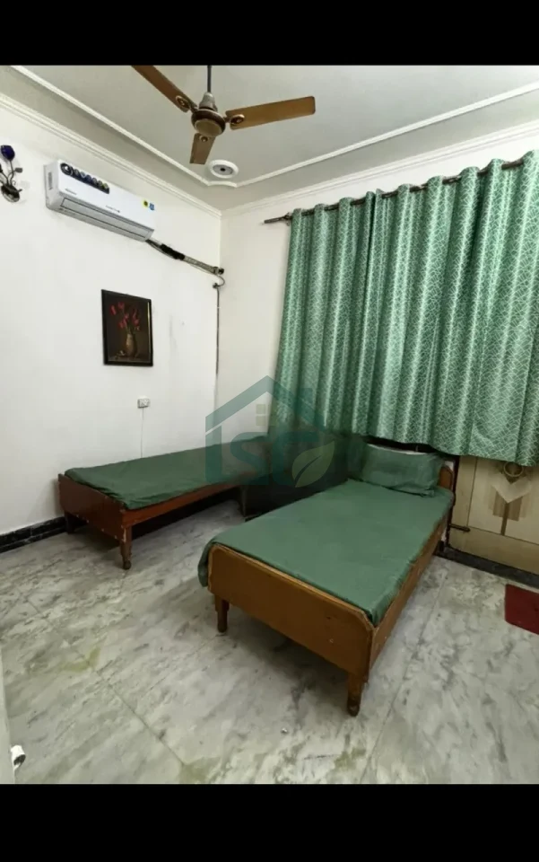 FLY PG Colive in Sector 122, Noida — property photo 4