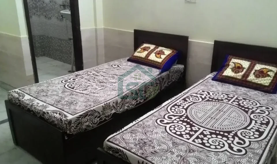 Glorious PG in Sector 63 A, Noida — property photo 4