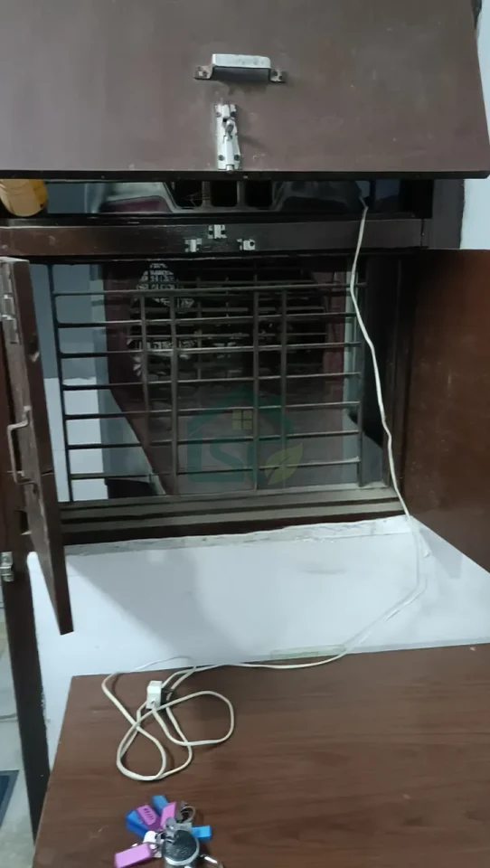 OM PG in Sector 135, Noida — property photo 3