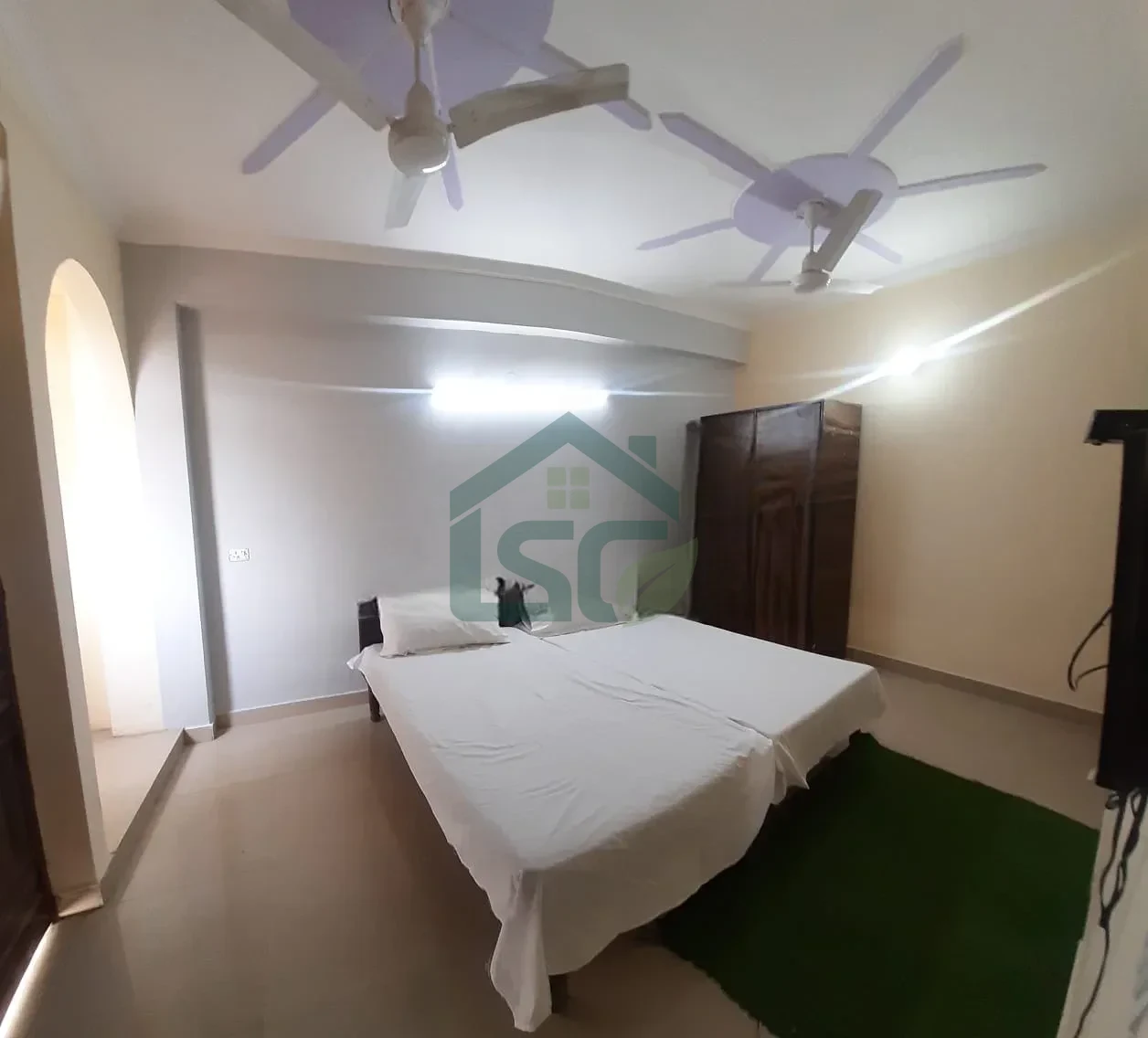 Star Homes PG in Sector 39, Gurugram — property photo 1