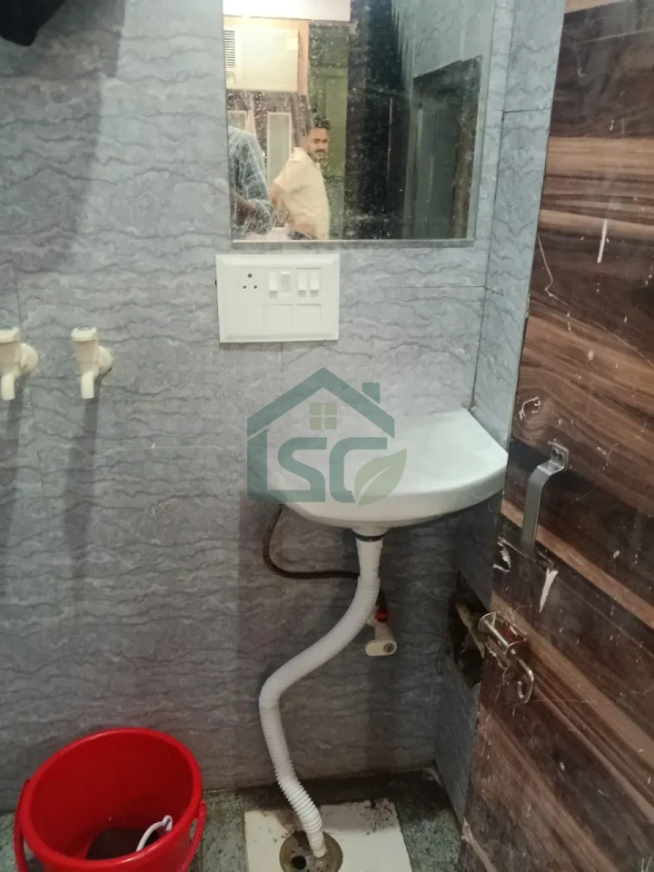 Sushant Lok in Sector 43, Gurugram — property photo 4