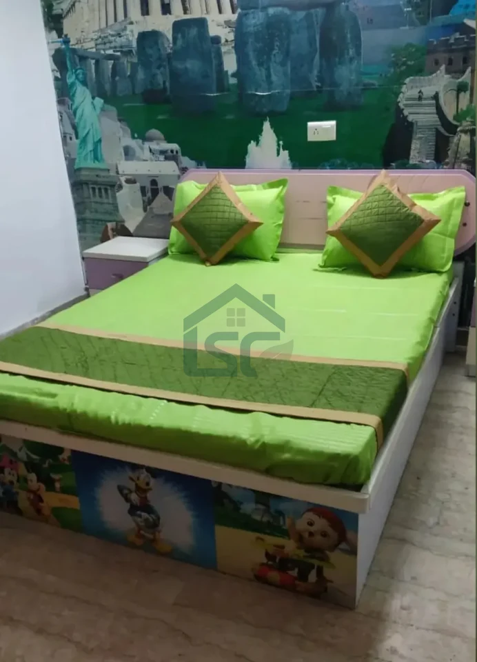 The Grand Villa Girls PG in Shalimar Bagh, Delhi — property photo 1