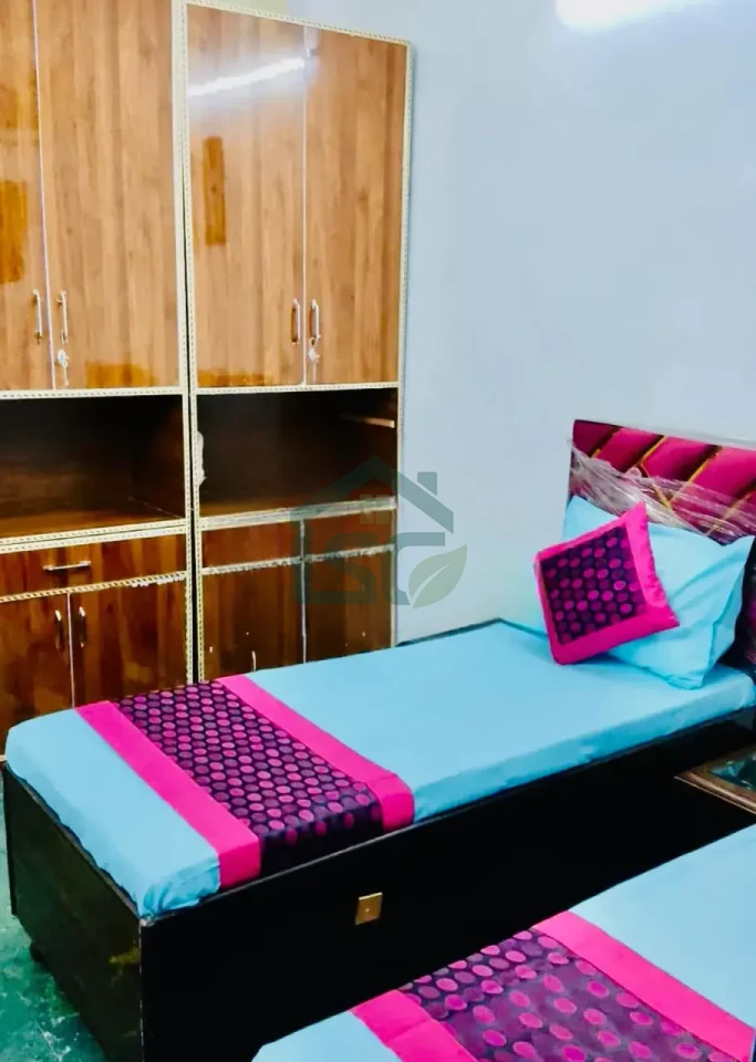 The Grand Villa Girls PG in Shalimar Bagh, Delhi — property photo 2