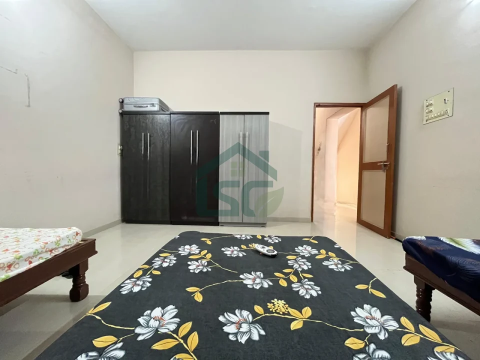 Photo 2 of Om Shiv PG And Hostel, Alkapuri, Vadodara