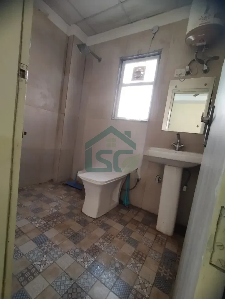 Sushant Lok in Sector 43, Gurugram — property photo 1
