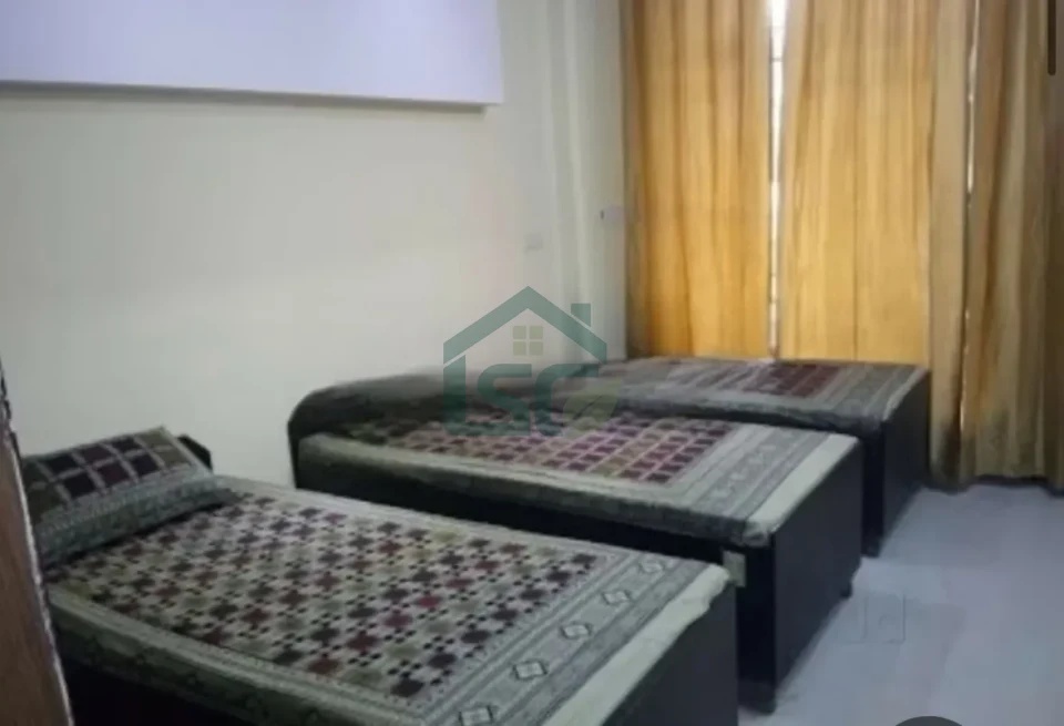 Yukti Girls PG in Pitampura, Delhi — property photo 1