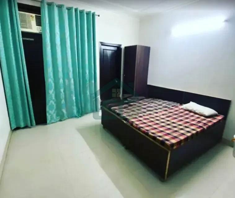 Lathwal Girls PG in Sector 17, Gurugram — property photo 2
