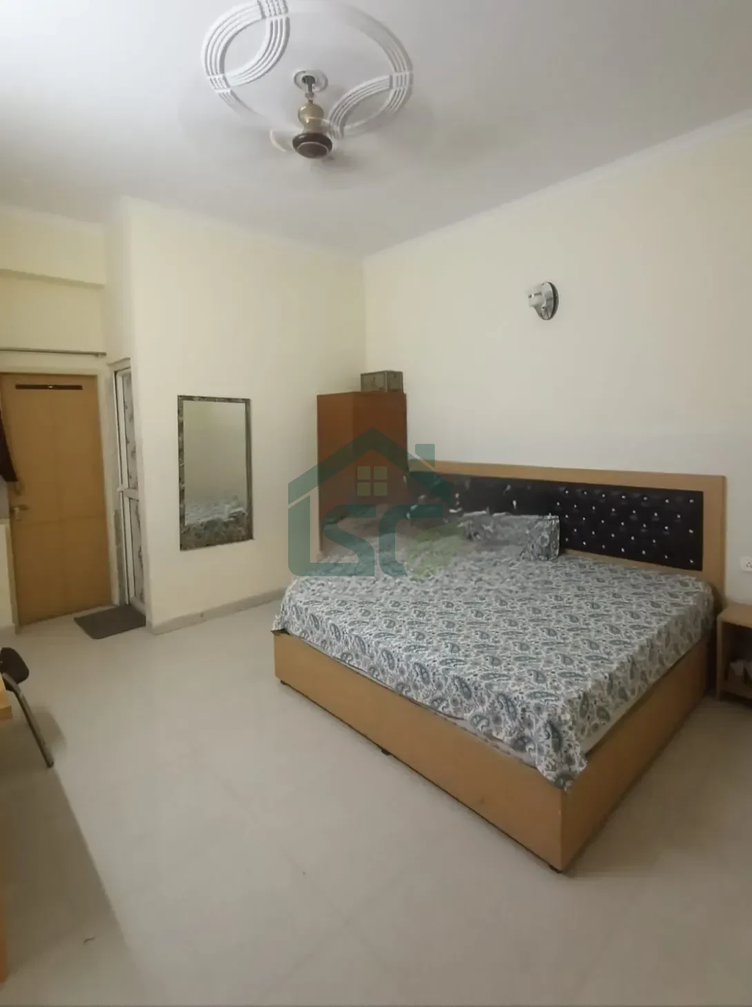 Deya homes PG in Sector 63, Noida — property photo 1