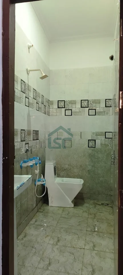 Photo 4 of Aman PG And Rk, Sector 135, Noida