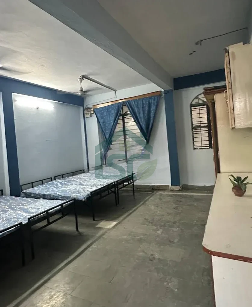 At Arera Girls Hostel& PG, Kolar Rd, Bhopal