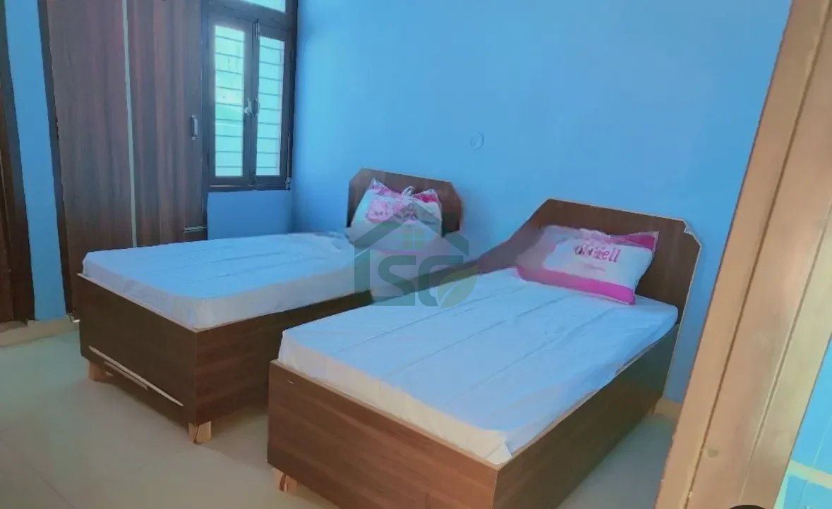 RN PG in Sector 7, Gurugram — property photo 1
