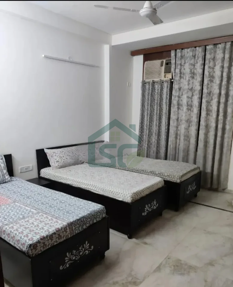 Vineet PG Services in Kalkaji, Delhi — property photo 5