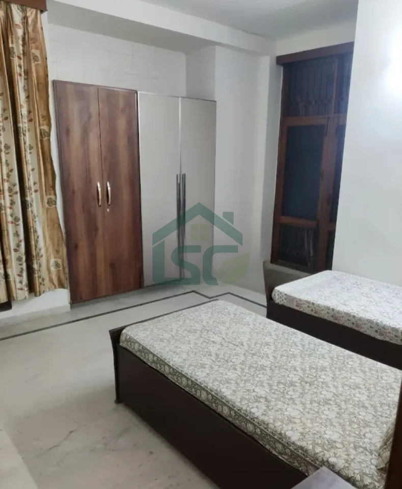 Vineet PG Services in Kalkaji, Delhi — property photo 3