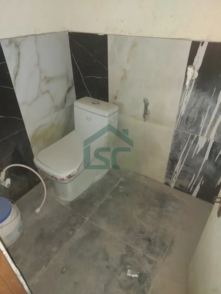 Ashwini Room For Rent in Sector 95, Gurugram — property photo 3