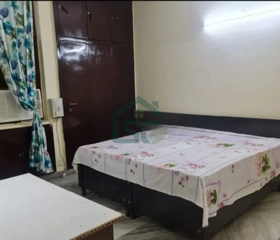 Aalia Girls PG in Sector 27, Noida — property photo 1