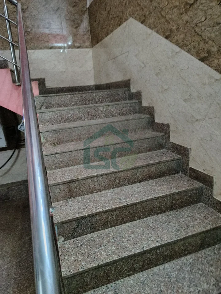 Shidhi Vinayak PG in Sector 18, Gurugram — property photo 3