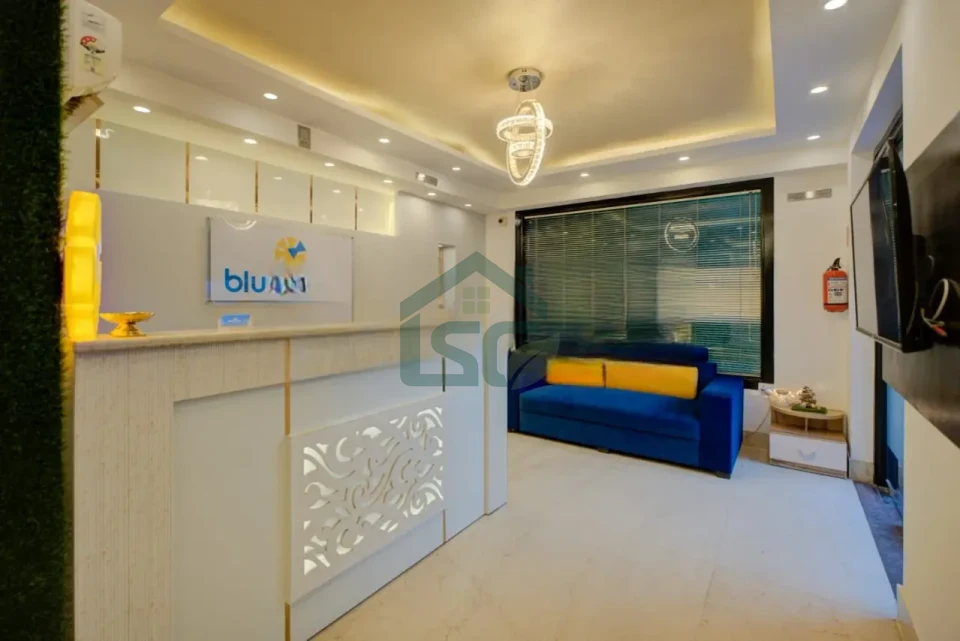 blue neck hotel -guest house in Sector 40, Gurugram — property photo 3