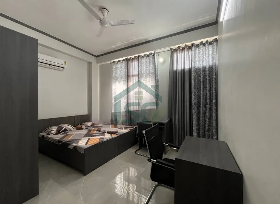 At Oxford Stay PG, Gopal Pura Mode, Jaipur