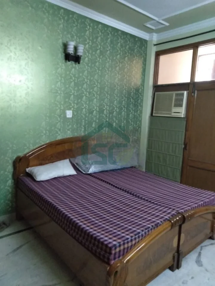 Photo 5 of Batra PG, Rajouri Garden, Delhi