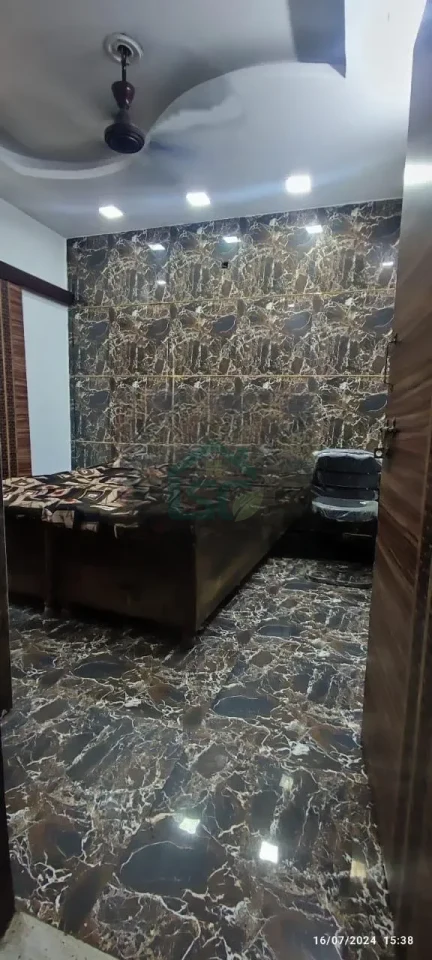 Ideal girls PG in Shakarpur, Delhi — property photo 4