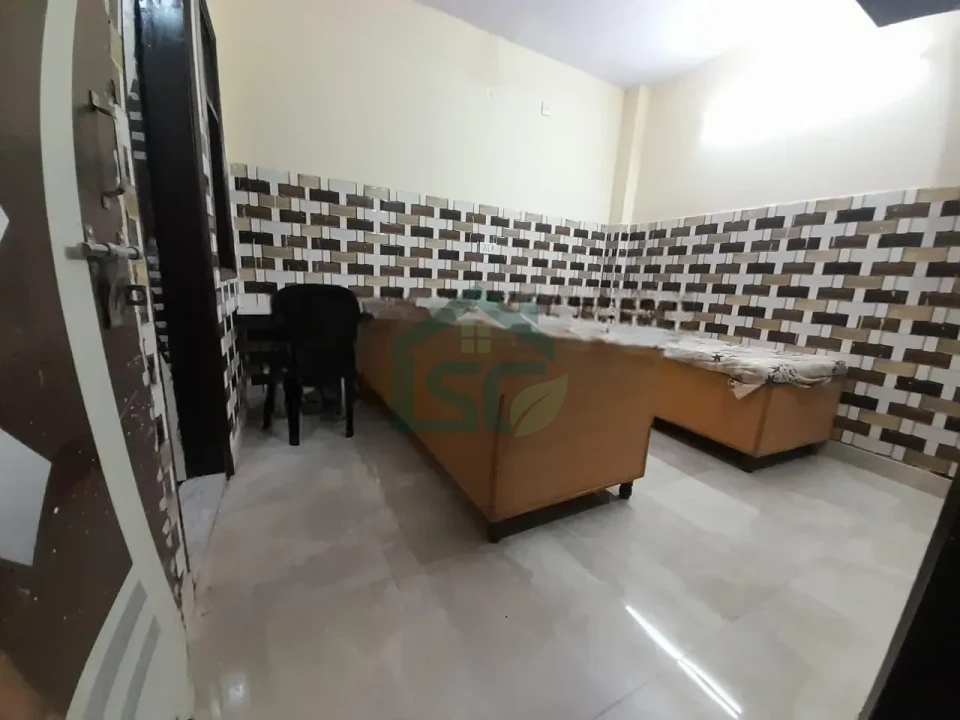 Ideal girls PG in Shakarpur, Delhi — property photo 3