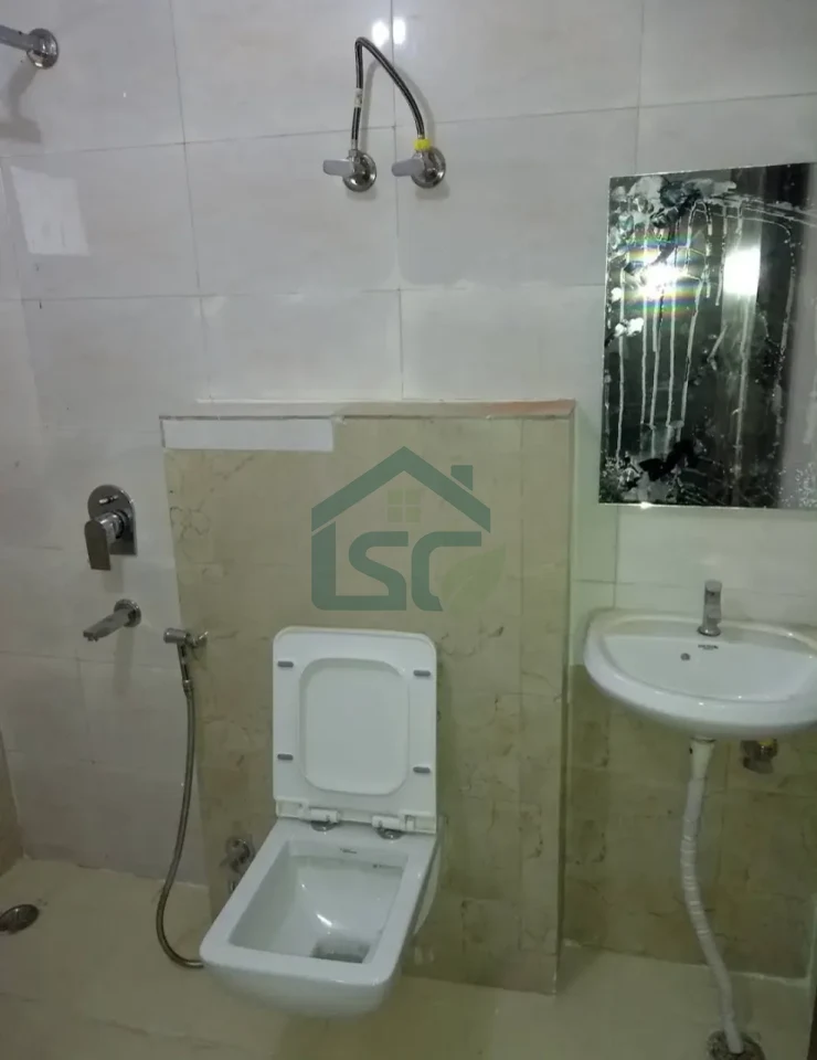 Aman PG in Sector 17, Gurugram — property photo 4