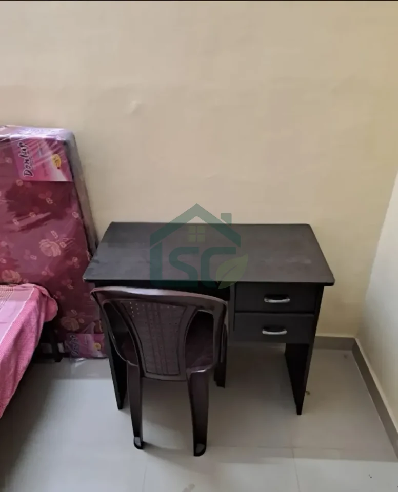 Singh PG in Wazirabad in Sector 52, Gurugram — property photo 2