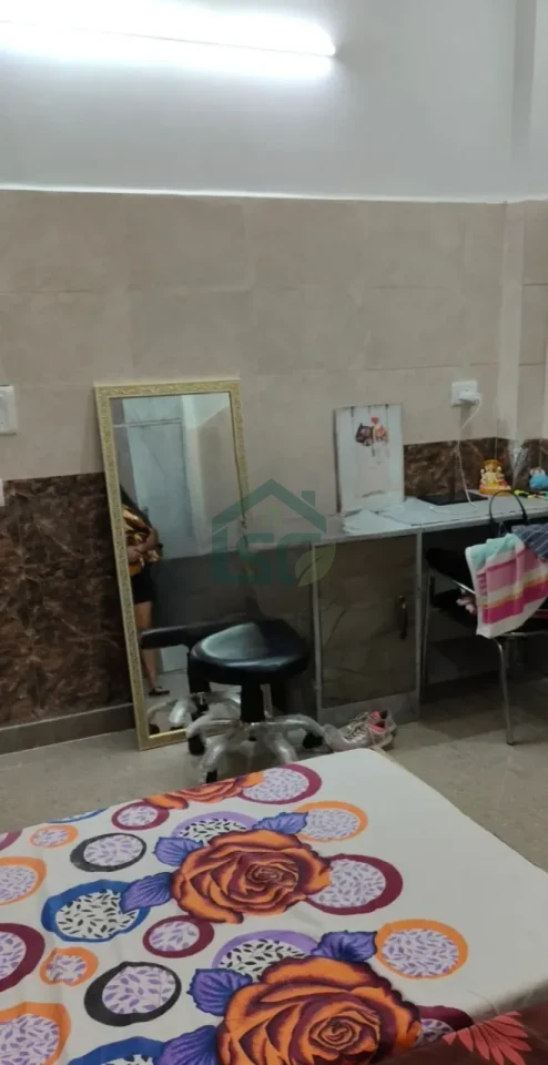 Luxurious PG in Sector 126, Noida — property photo 4