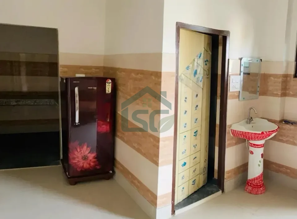 Bhardwaj PG in Alipur, Delhi — property photo 2