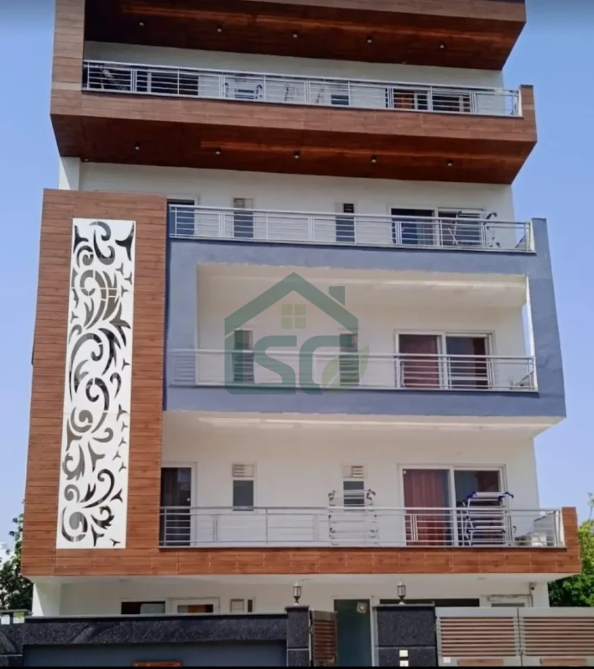 Sr homes in Sector 43, Gurugram — property photo 1